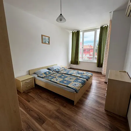 'oasis' Apartment, Nessebar 公寓 *